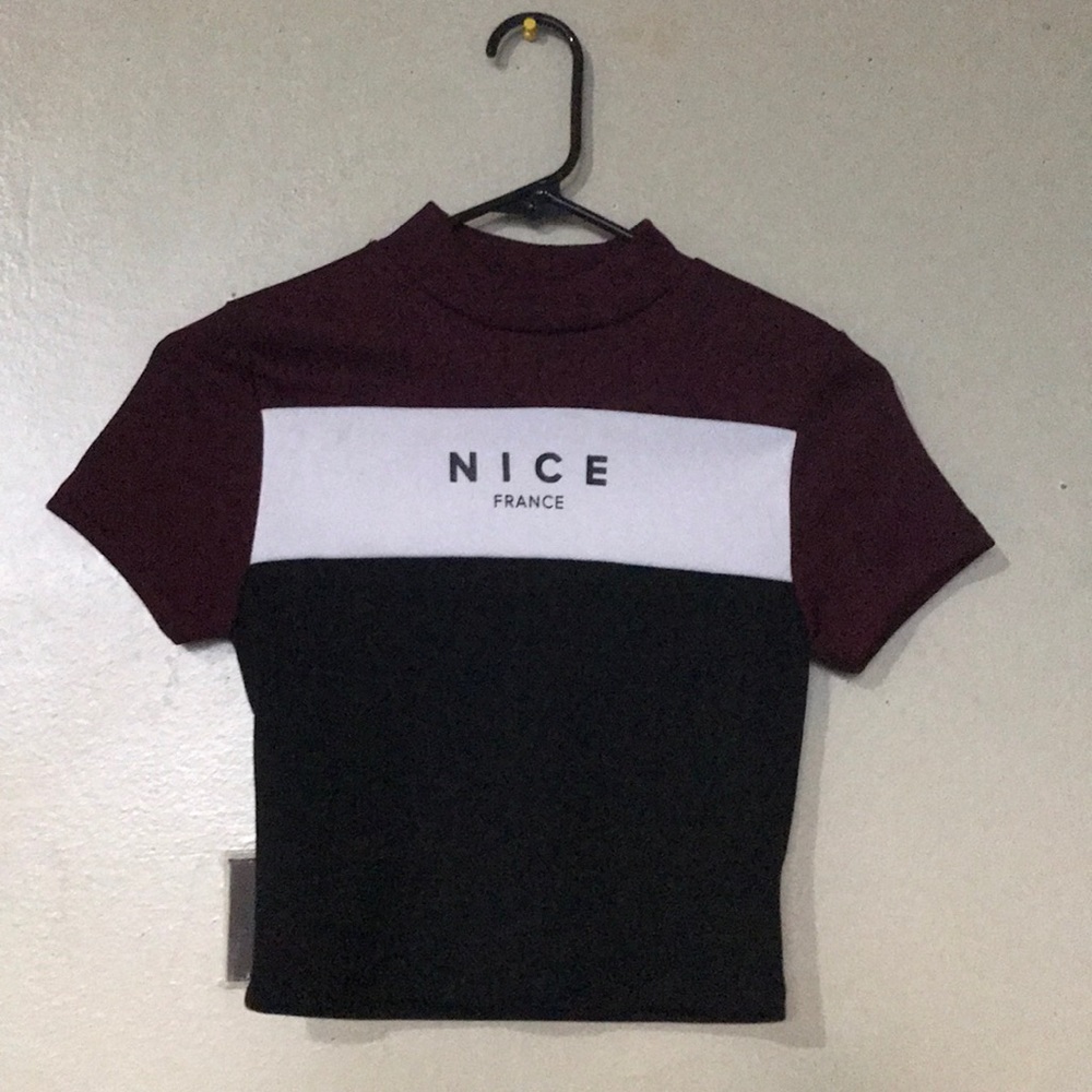 Multicolored crop top with phrase
